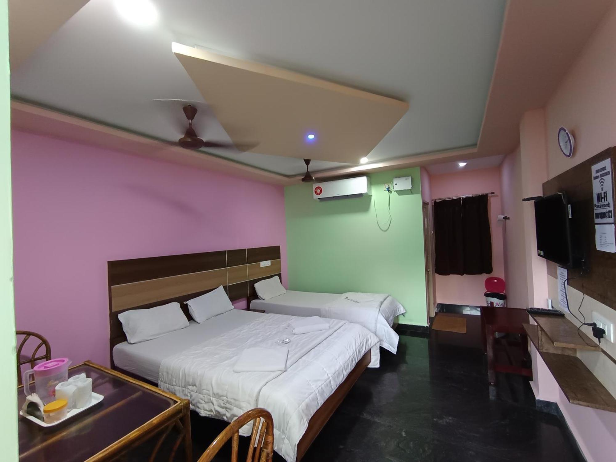 Sri Murugan Beach Paradise Hotel Mahabalipuram Ngoại thất bức ảnh